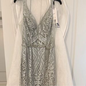 Coya Collection Sleeveless Glitter Pattern Deep V-Neck Mesh Godet Trumpet Dress